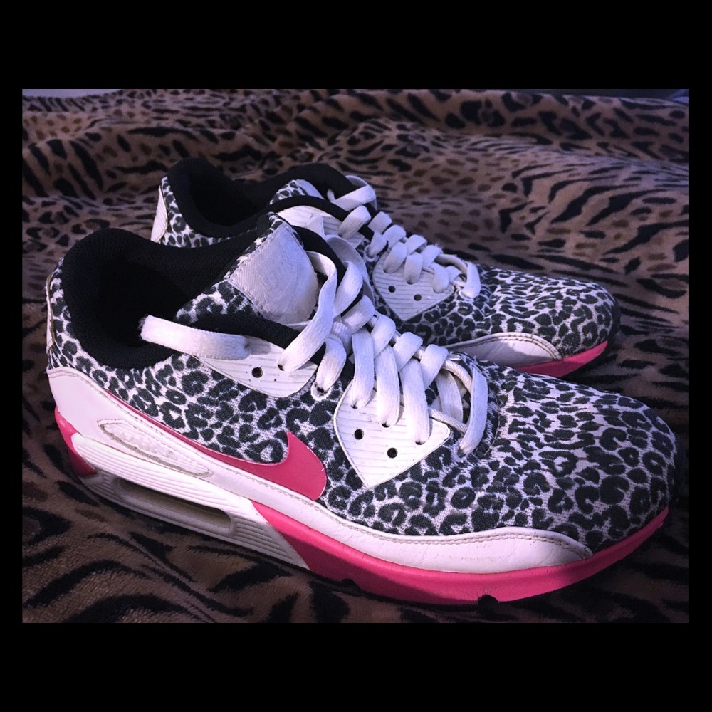 Nike Air Max Leopard print